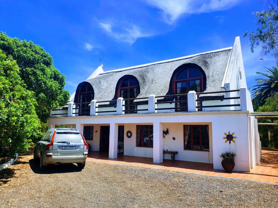 26 Bedroom Property for Sale in Pearly Beach Western Cape